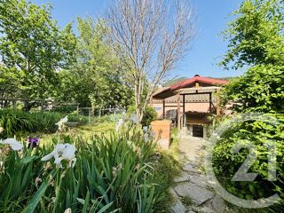  Maison à vendre 7 pièces 213 m²
