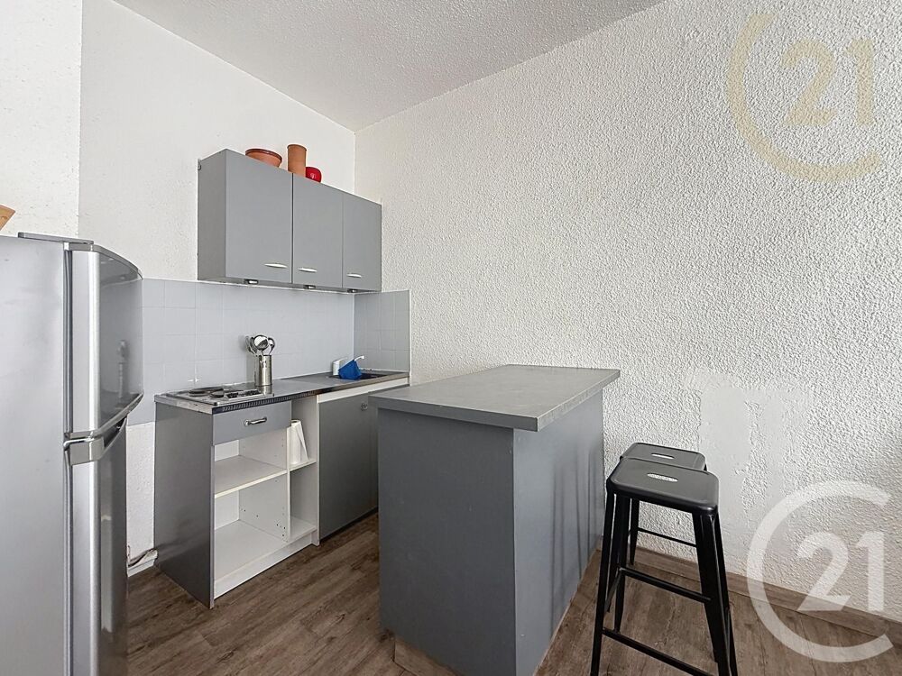 PERPIGNAN CENTRE JOLI STUDIO RÉNOVÉ ET ENTIÈREMENT MEUB....