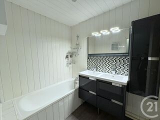  Appartement � vendre 4 pi�ces 77 m�