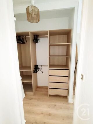  Appartement à louer 2 pièces 52 m²