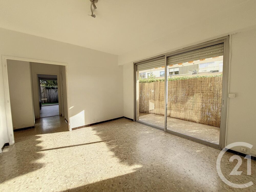 location Appartement - 2 pièce(s) - 40 m² Mandelieu-la-Napoule (06210)