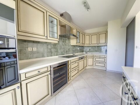  Appartement � louer 3 pi�ces 100 m�