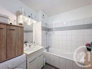  Appartement � louer 6 pi�ces 105 m�