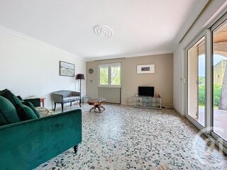  Maison � vendre 5 pi�ces 250 m�