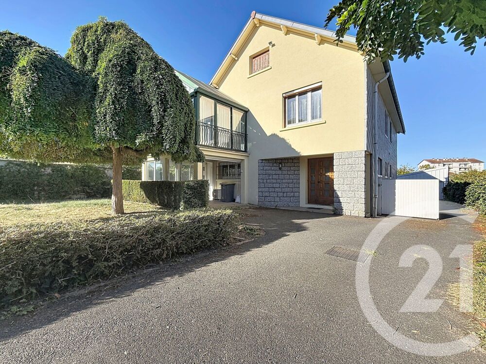 vente Maison - 8 pièce(s) - 200 m² Saint-Pourçain-sur-Sioule (03500)