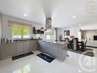  Maison  vendre 7 pices 148 m