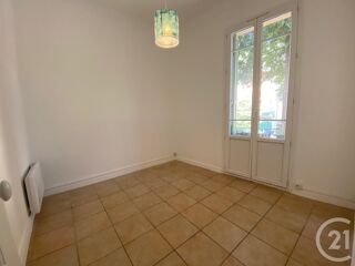  Appartement à louer 3 pièces 40 m²