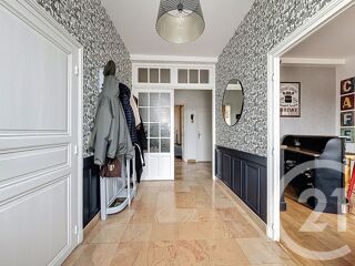  Maison � vendre 10 pi�ces 334 m�