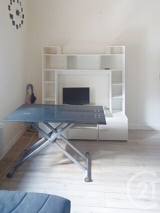 Appartement à louer 1 pièce 21 m²