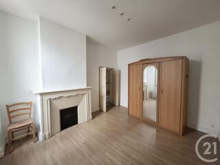  Appartement à louer 2 pièces 43 m²