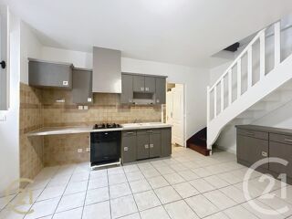  Maison � louer 6 pi�ces 140 m�