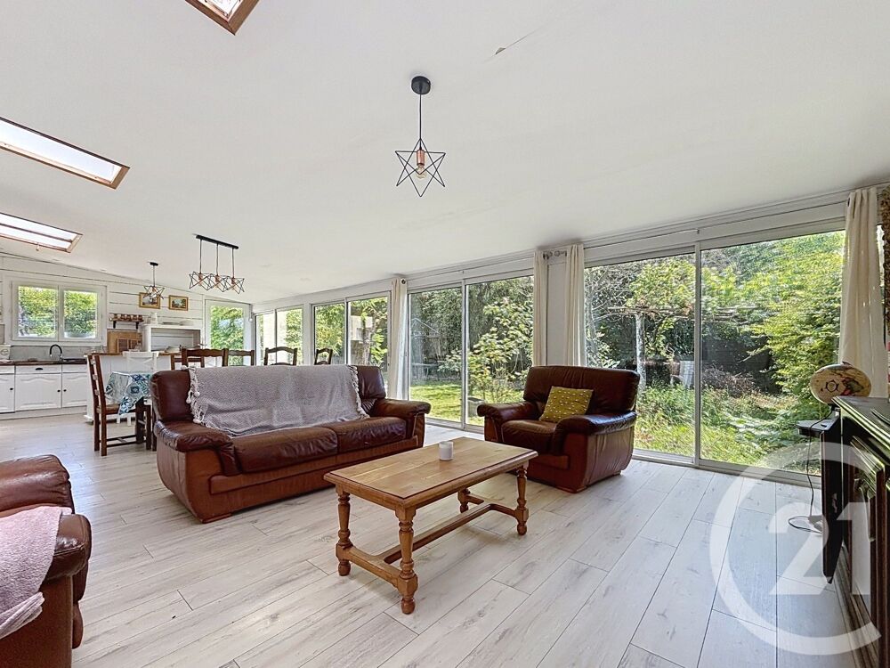 vente Maison - 5 pièce(s) - 447 m² Montpon-Ménestérol (24700)