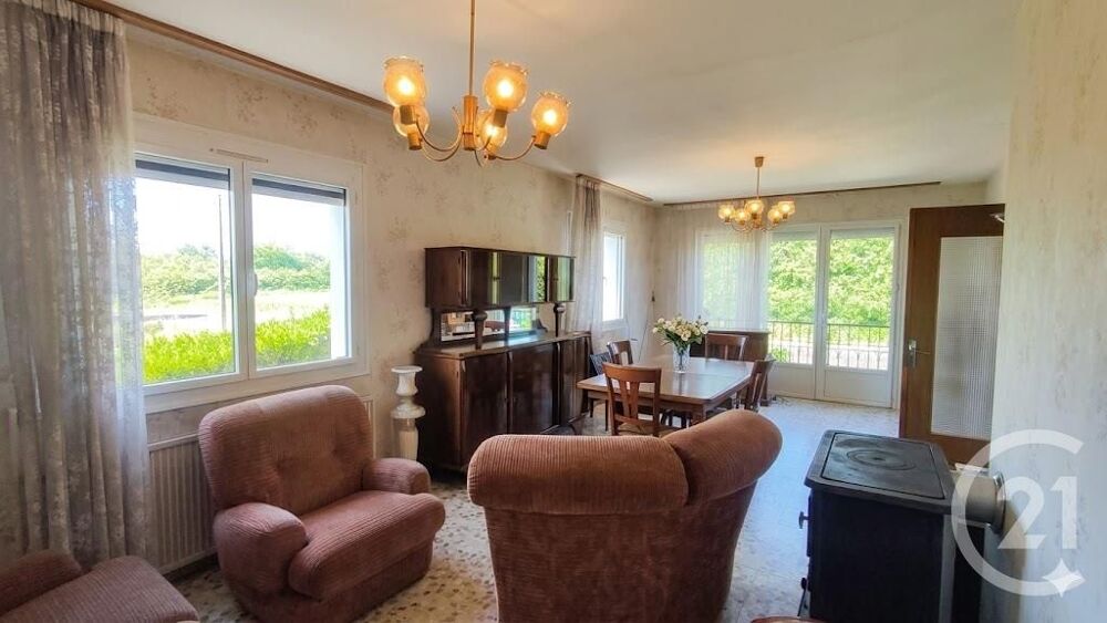 SAINT-PERE limite COSNE COURS SUR LOIRE (58), Maison sur....