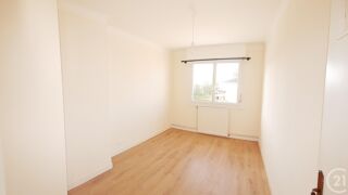  Appartement � louer 3 pi�ces 82 m�