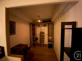  Appartement à louer 2 pièces 45 m²