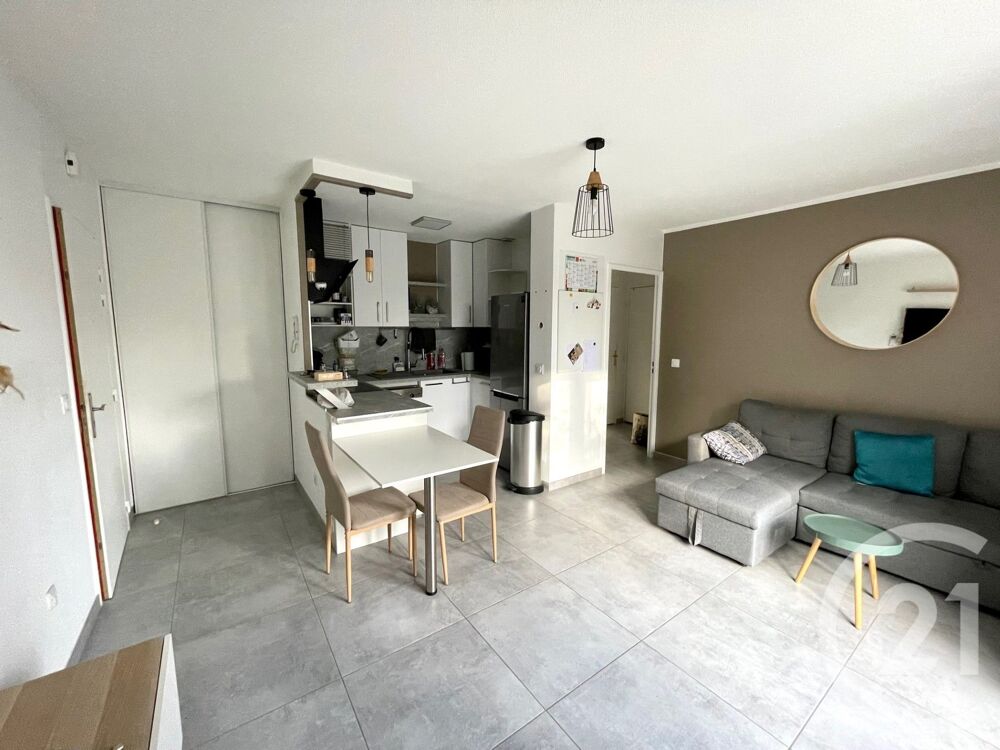location Appartement - 2 pièce(s) - 39 m² Corbas (69960)