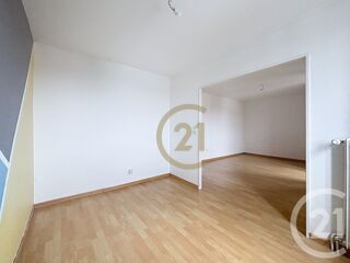  Appartement à louer 4 pièces 67 m²