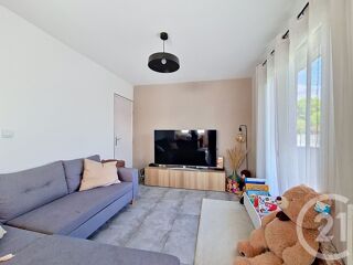  Maison à louer 6 pièces 180 m²