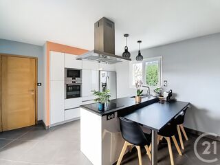  Maison � vendre 6 pi�ces 280 m�