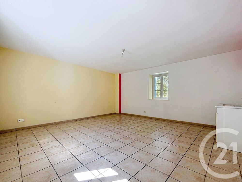 location Appartement - 3 pièce(s) - 66 m² Loulans-Verchamp (70230)