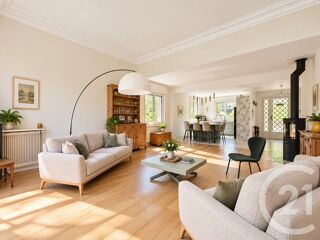 vente Maison - 10 pièce(s) - 411 m² Créteil (94000)