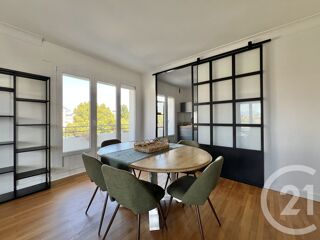  Appartement à louer 3 pièces 84 m²