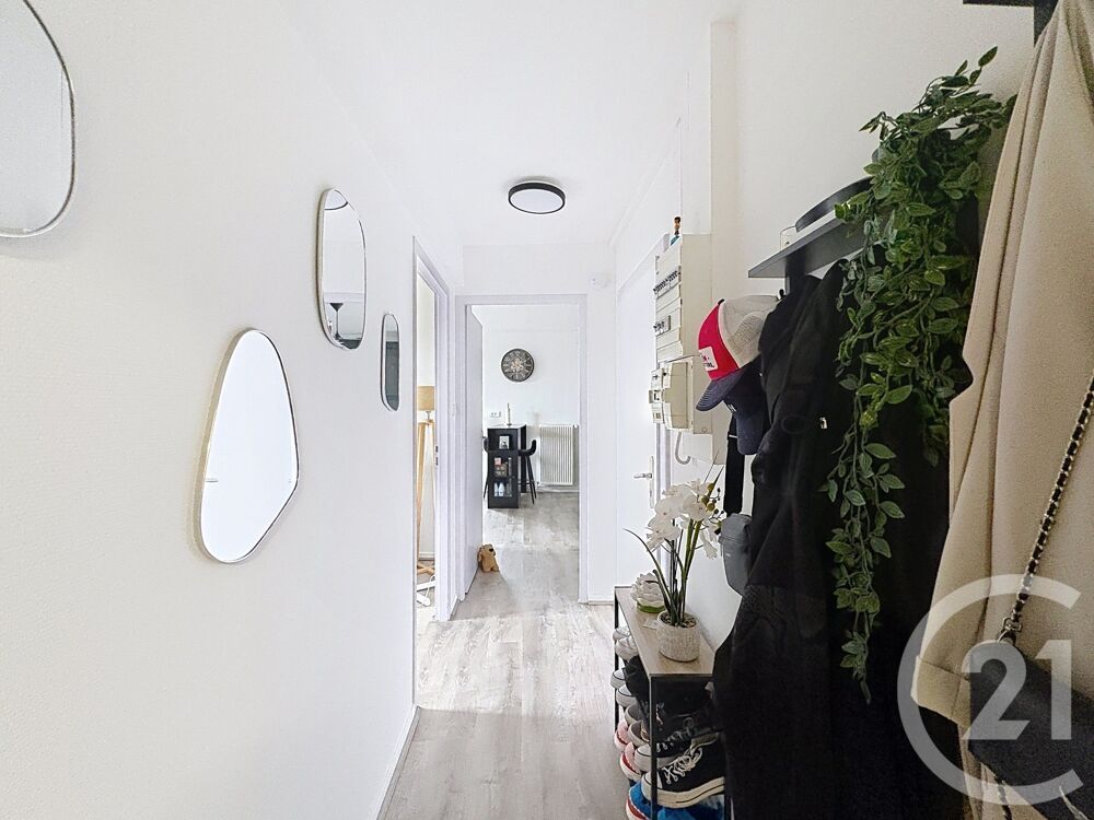 location Appartement - 3 pièce(s) - 51 m² Héricourt (70400)