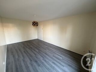  Appartement à louer 3 pièces 64 m²
