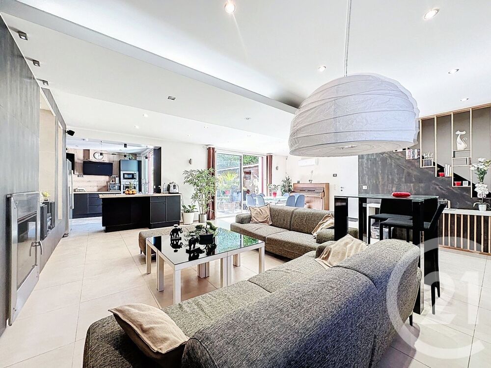 vente Maison - 4 pièce(s) - 161 m² Créteil (94000)
