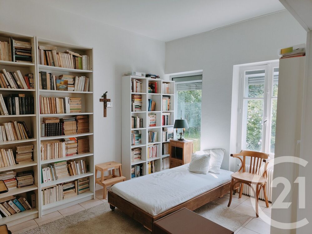 vente Maison - 7 pièce(s) - 287 m² La Chapelle-Montlinard (18140)