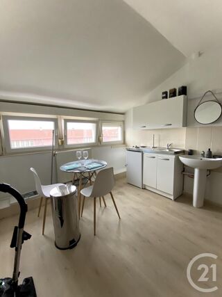  Appartement à louer 1 pièce 16 m²