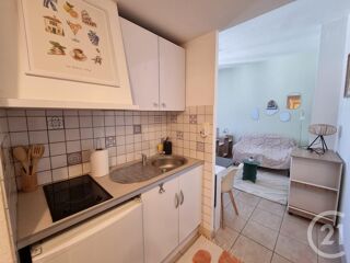  Appartement à louer 1 pièce 27 m²
