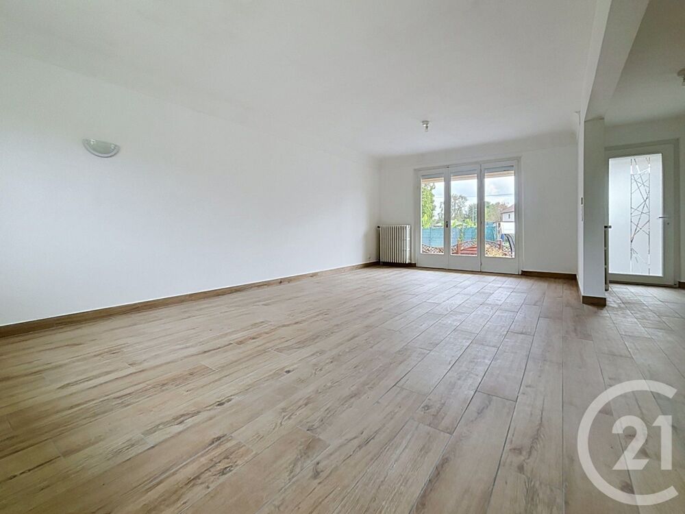 location Maison - 6 pièce(s) - 113 m² Saint-Sauveur (70300)