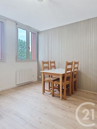  Appartement à louer 1 pièce 29 m²