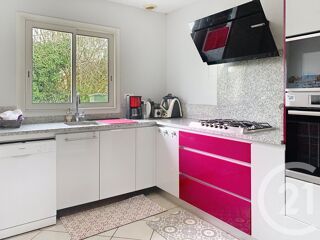  Maison � vendre 8 pi�ces 235 m�