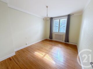  Maison � louer 4 pi�ces 145 m�