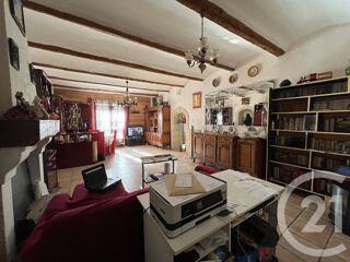  Immeuble � vendre 657 m�