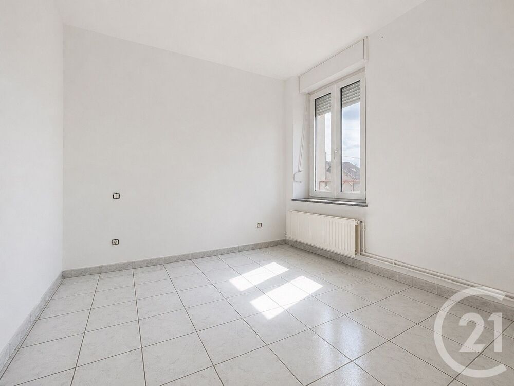 location Appartement - 4 pièce(s) - 78 m² Saint-Sauveur (70300)