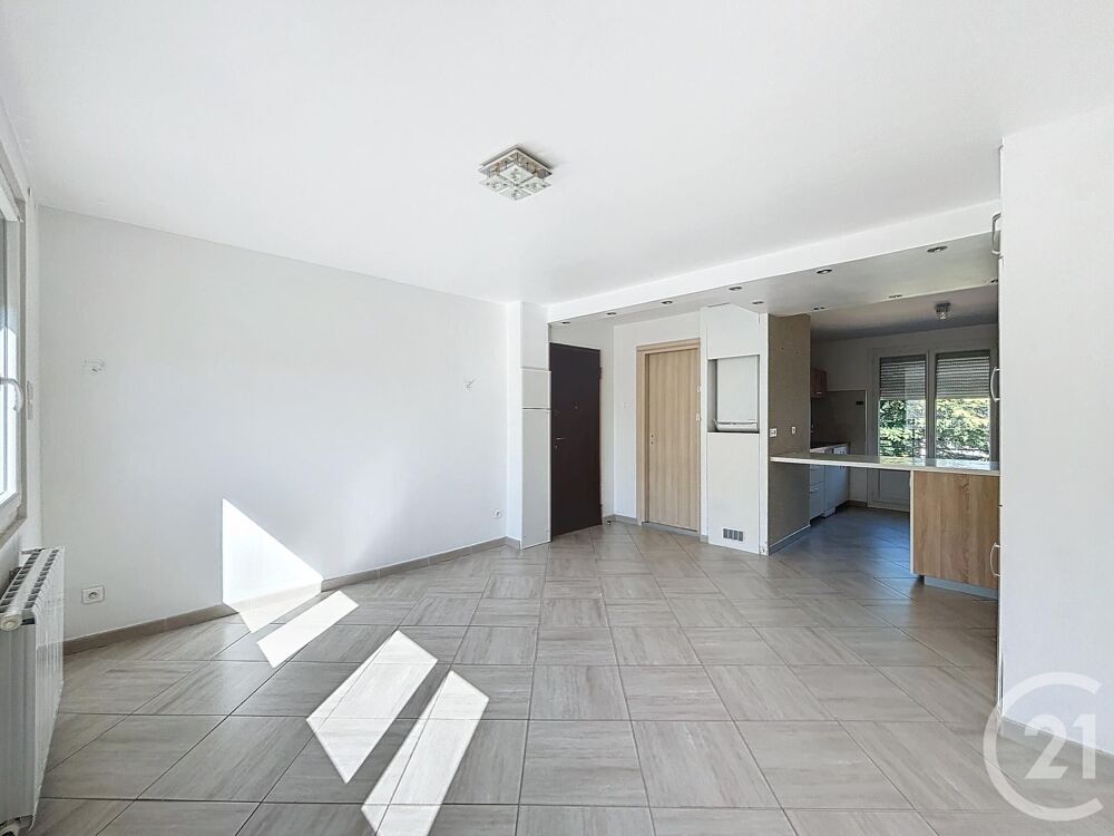location Appartement - 4 pièce(s) - 75 m² Chalon-sur-Saône (71100)