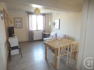  Appartement à louer 3 pièces 46 m²
