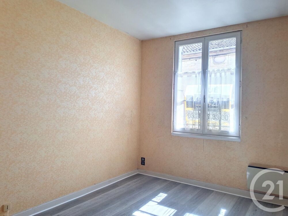 location Appartement - 2 pièce(s) - 40 m² Bar-sur-Aube (10200)