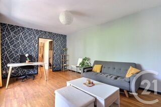  Appartement à louer 2 pièces 51 m²