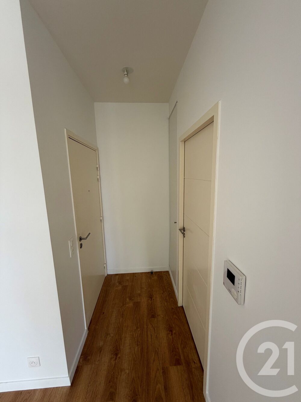location Appartement - 1 pièce(s) - 38 m² Noisy-le-Grand (93160)