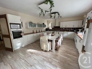  Maison à vendre 7 pièces 213 m²