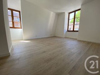  Appartement � louer 3 pi�ces 75 m� Delle
