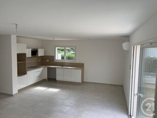 Maison à louer 4 pièces 81 m²