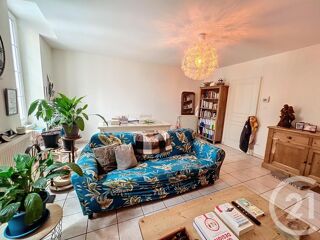  Immeuble � vendre 270 m�