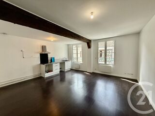  Appartement à louer 3 pièces 65 m²