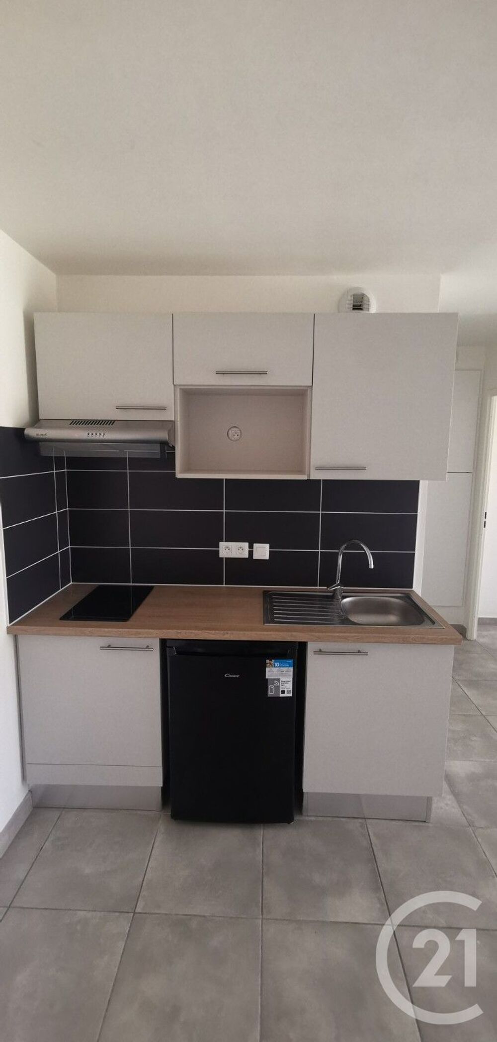 location Appartement - 2 pièce(s) - 41 m² Le Blanc-Mesnil (93150)