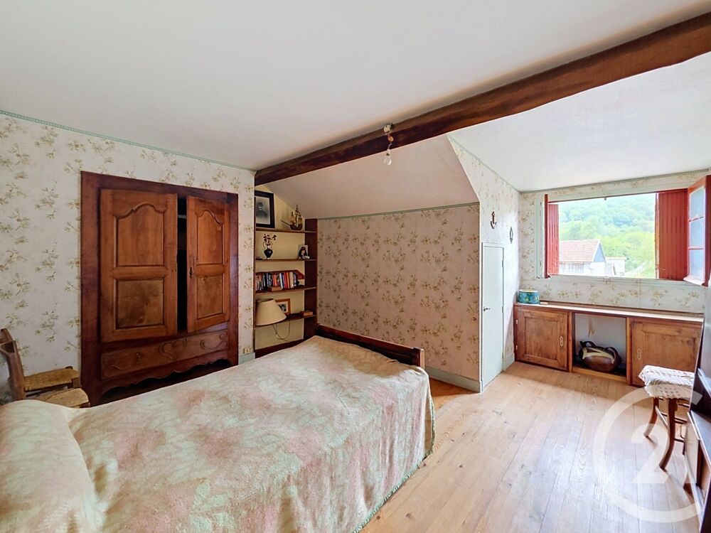 Exclusivité : Maison à fort potentiel avec jardin Argei....